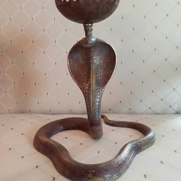 Antique/COBRA,SOLID BRASS, EGYPTIAN STYLE, ANTIQUE POLYCHROME. - Picture 2 of 7